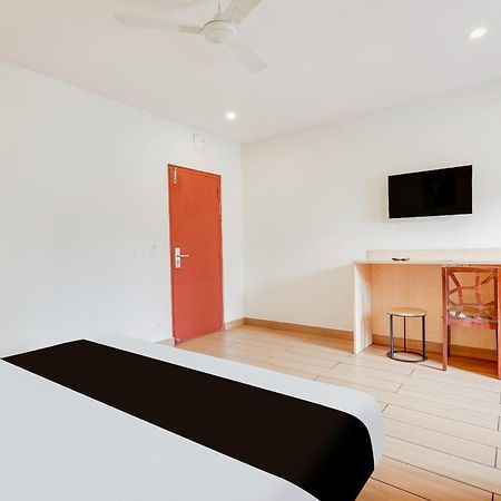 Super Townhouse Visakhapatnam Hotel Exterior photo