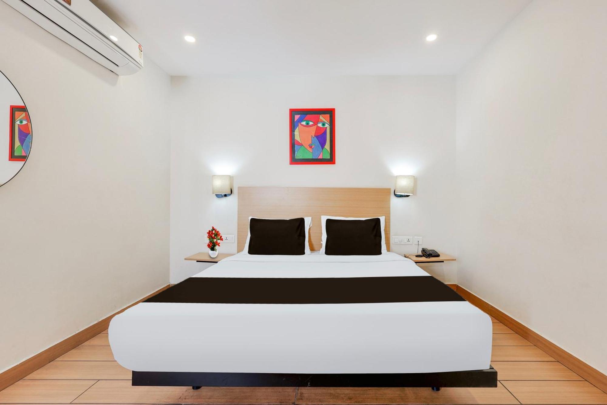 Super Townhouse Visakhapatnam Hotel Exterior photo